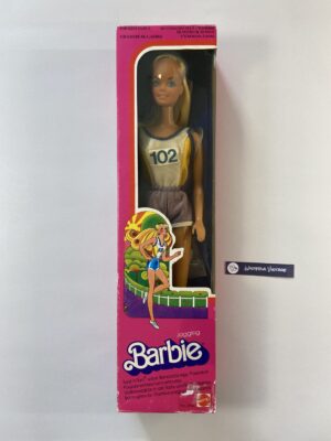 Barbie Jogging 1981 #3986 has never been removed from the box.