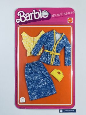 Barbie Best Buy Fashions 1976 #9578 is new in the packaging.