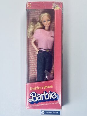 Barbie Jeans 1981 #5315 is new in box. The box has some damages.