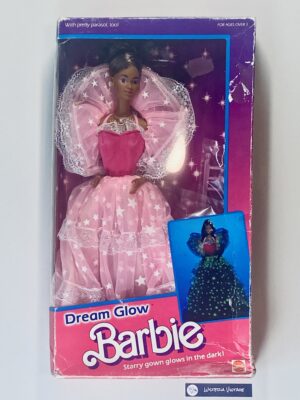 Barbie AA Dream Glow 1985 #2422 is new in box. Good condition.