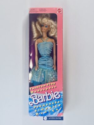Barbie Fashion Play Promenade 1988 #1380 is new in box. Very good condition.